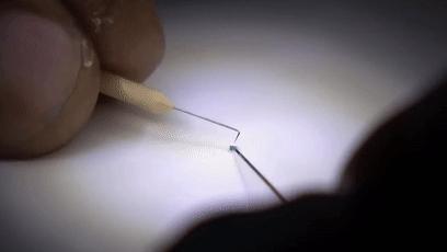 世界上最细的男人：把针玩到了极致