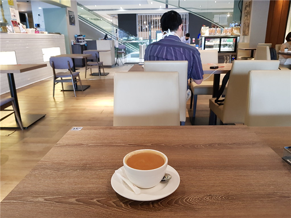 实探ofo创始人戴威的美国咖啡店：目前不赚钱