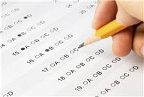 22届考生比23届更着急看到数学试卷，边考边哭