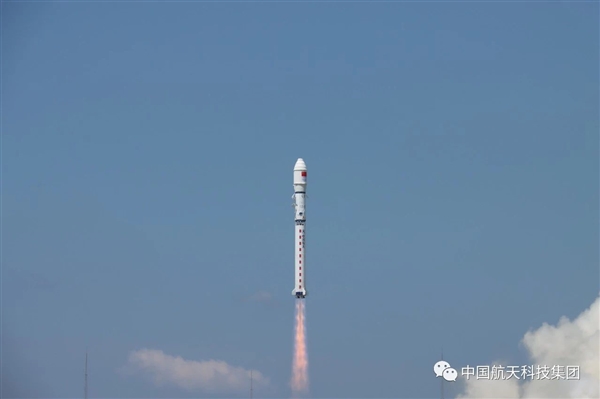 厚度只有1毫米！中国卫星第一次用上柔性太阳翼