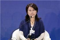 董明珠首次回应前美女秘书离职：人在格力还去外面做广告